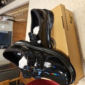 Dr Martens 8065J Patent leather Mary Jane shoes. Junior size 4. Women Size 6